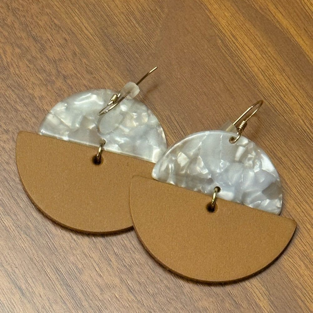 London Tan Luna Earrings